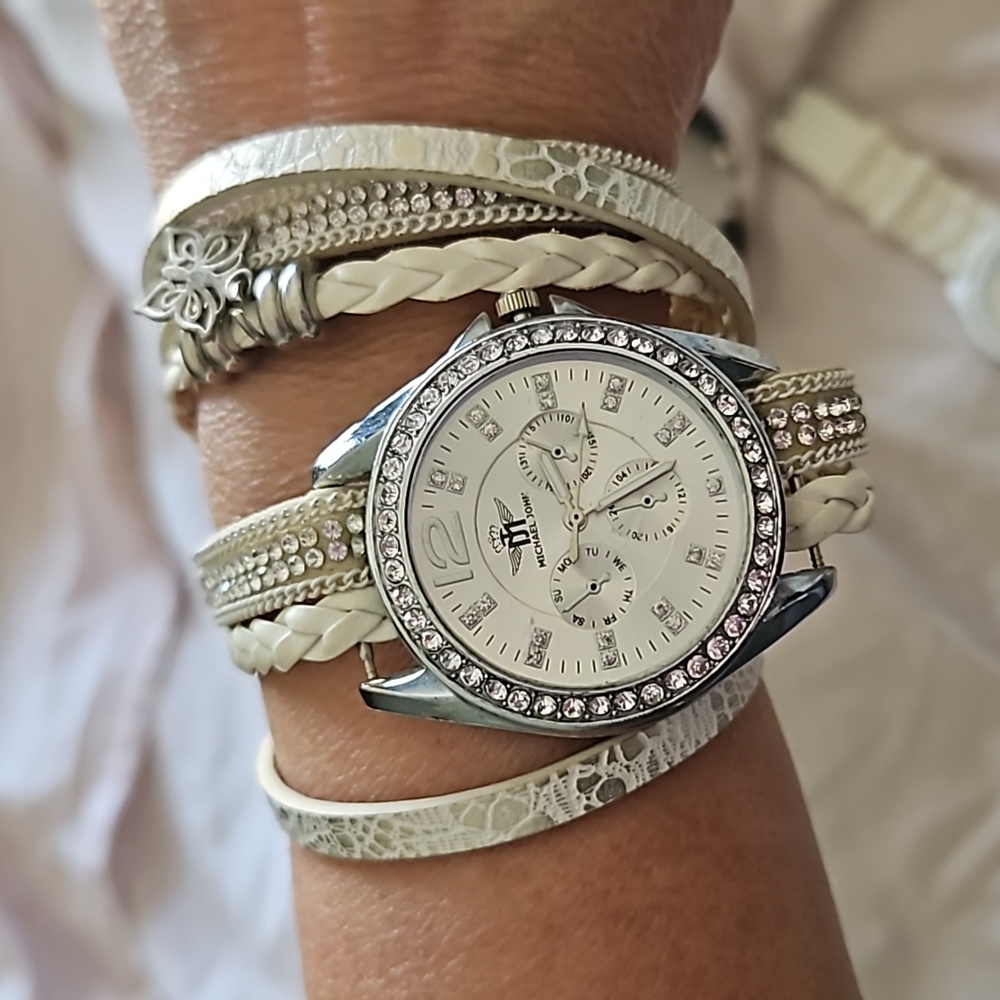 Watches - Set Of 4 Different Style - image 7